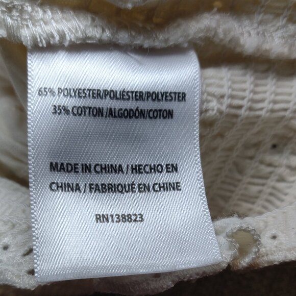 Cleo + Wolf Women's Knit Eyelet Smocked Crop Top SIZE LARGE - Picture 6 of 6